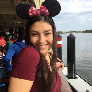 Meet your Posher, Hannah